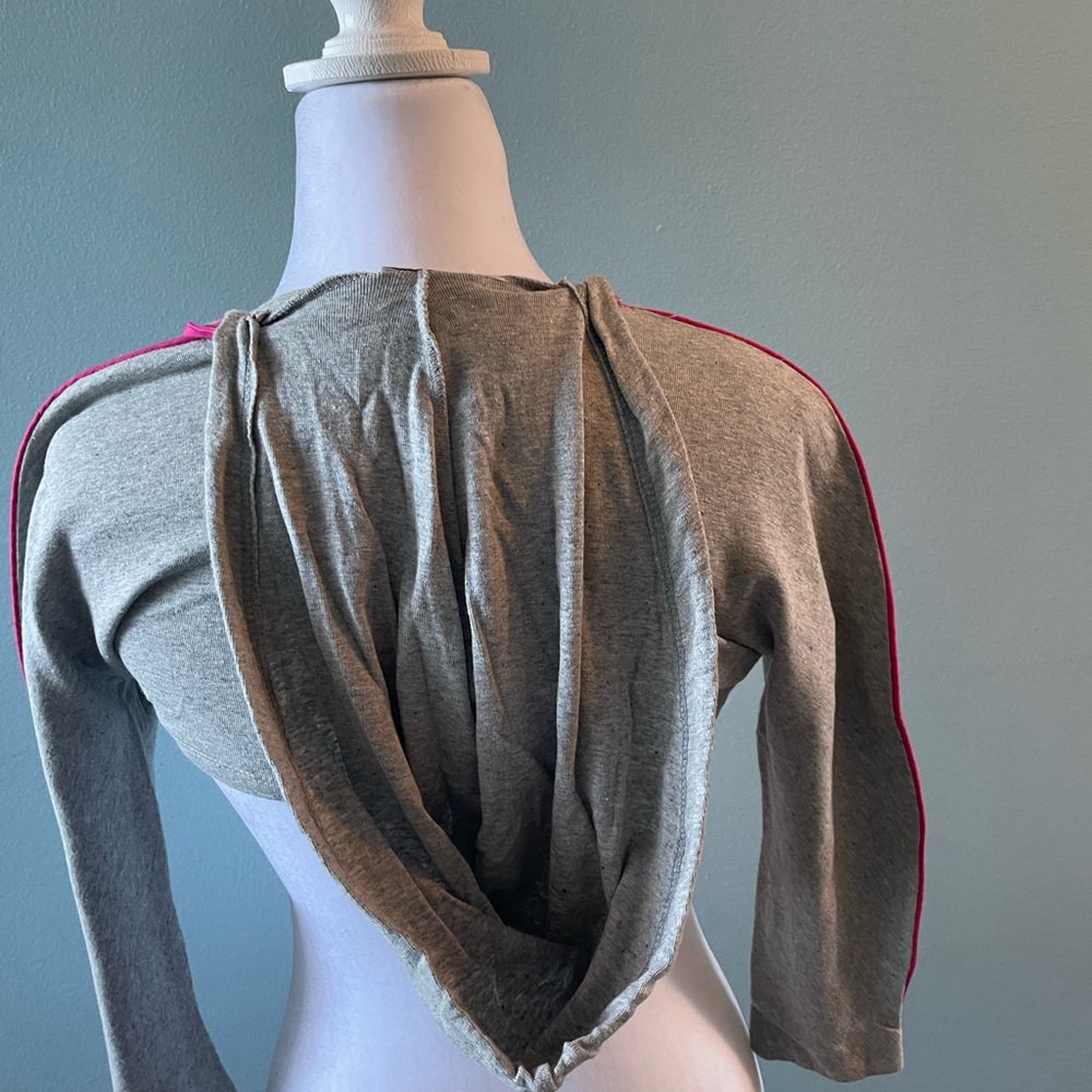 Gray and Pink Women's Crop Top *2 piece - Picture 4 of 4